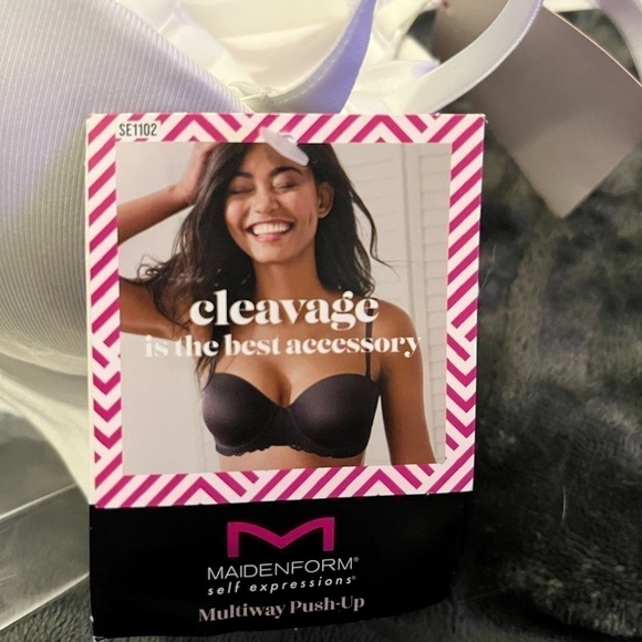Maidenform Essential Multiway Push-Up Bra - Picture 4 of 6
